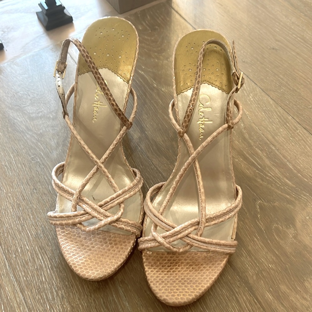 Size 8 pink and gold leather Cole Haan- excellent condition